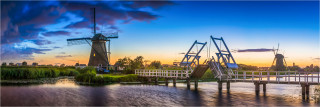  Panoramabild Klappbrücke in Kinderdijk Holland