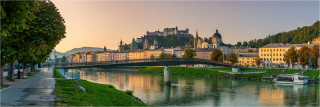  Panoramabild frühmorgens in Salzburg