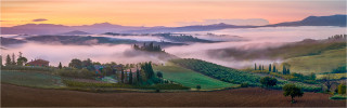 Panoramafoto Nebellandschaft Toskana Italien