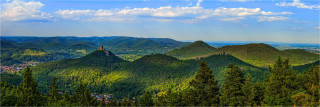  Panoramafoto Die Höhen des Pfälzer Waldes