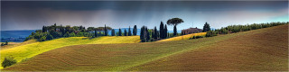  Panoramabild Gewitterstimmung in der Toskana