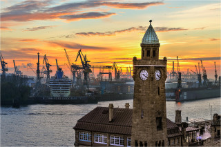  Wandbild Hamburger Hafen und Pegelhaus