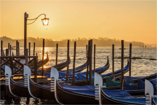  Wandbild Venedig Gondeln im Morgenlicht