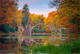  Wanddeko Die Rakotzbrücke im Herbst