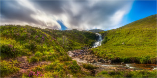  Panoramabild Landschaft der Fairy Pools Schottland