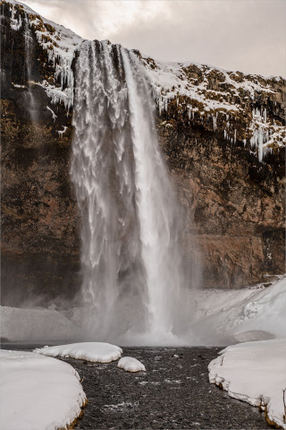  Wandbild Eisiger Wasserfall auf Island